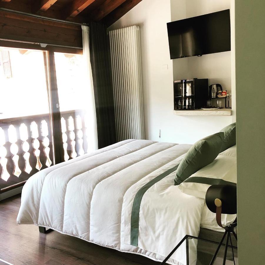 La Terrazza Sulle Vigne B&B Corte Franca Eksteriør bilde