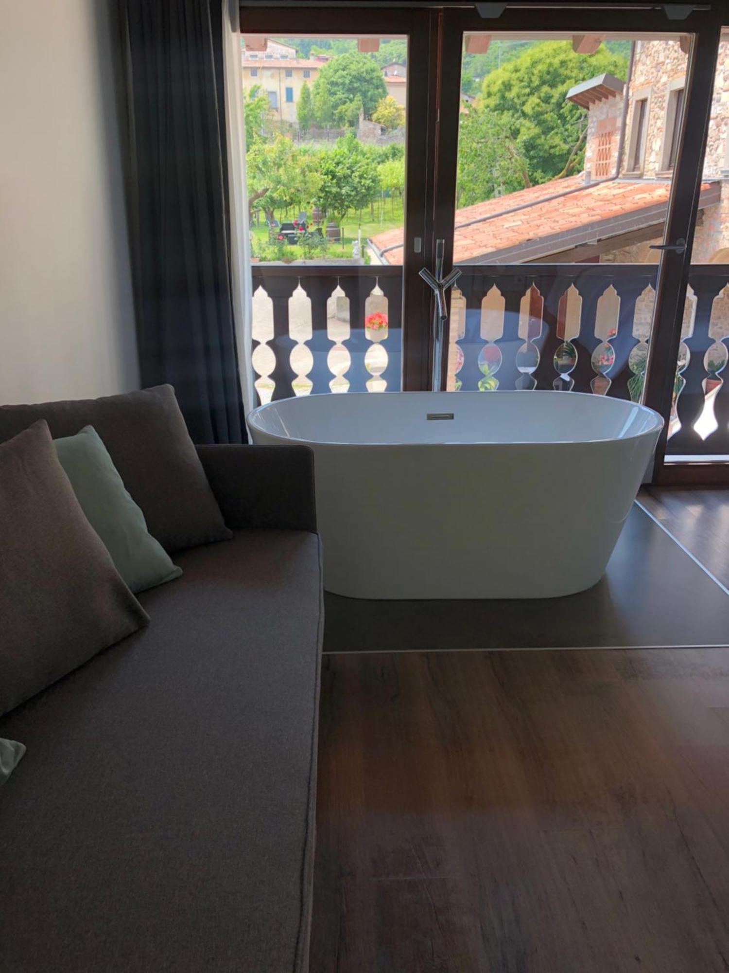 La Terrazza Sulle Vigne B&B Corte Franca Rom bilde