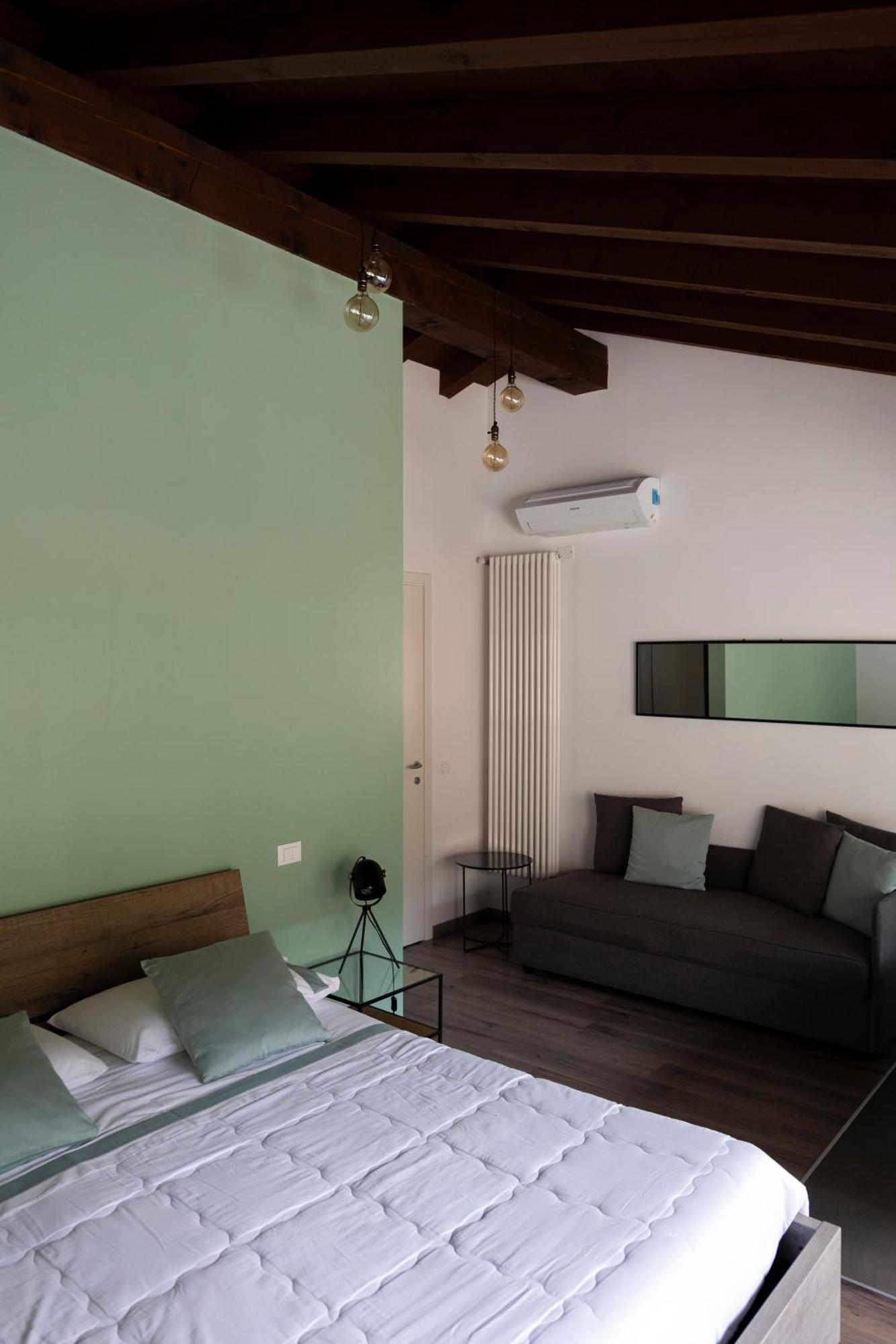 La Terrazza Sulle Vigne B&B Corte Franca Eksteriør bilde