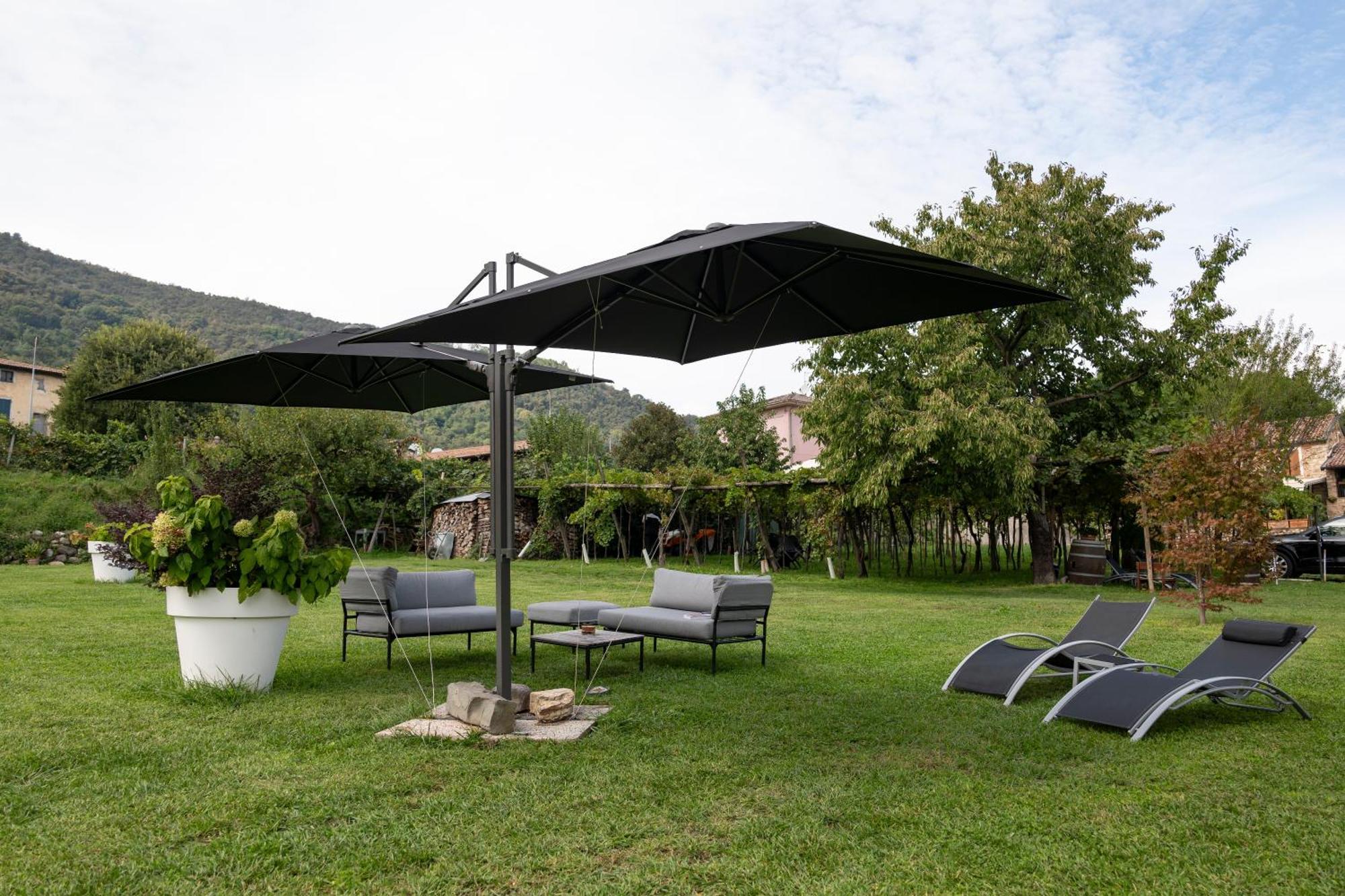 La Terrazza Sulle Vigne B&B Corte Franca Eksteriør bilde