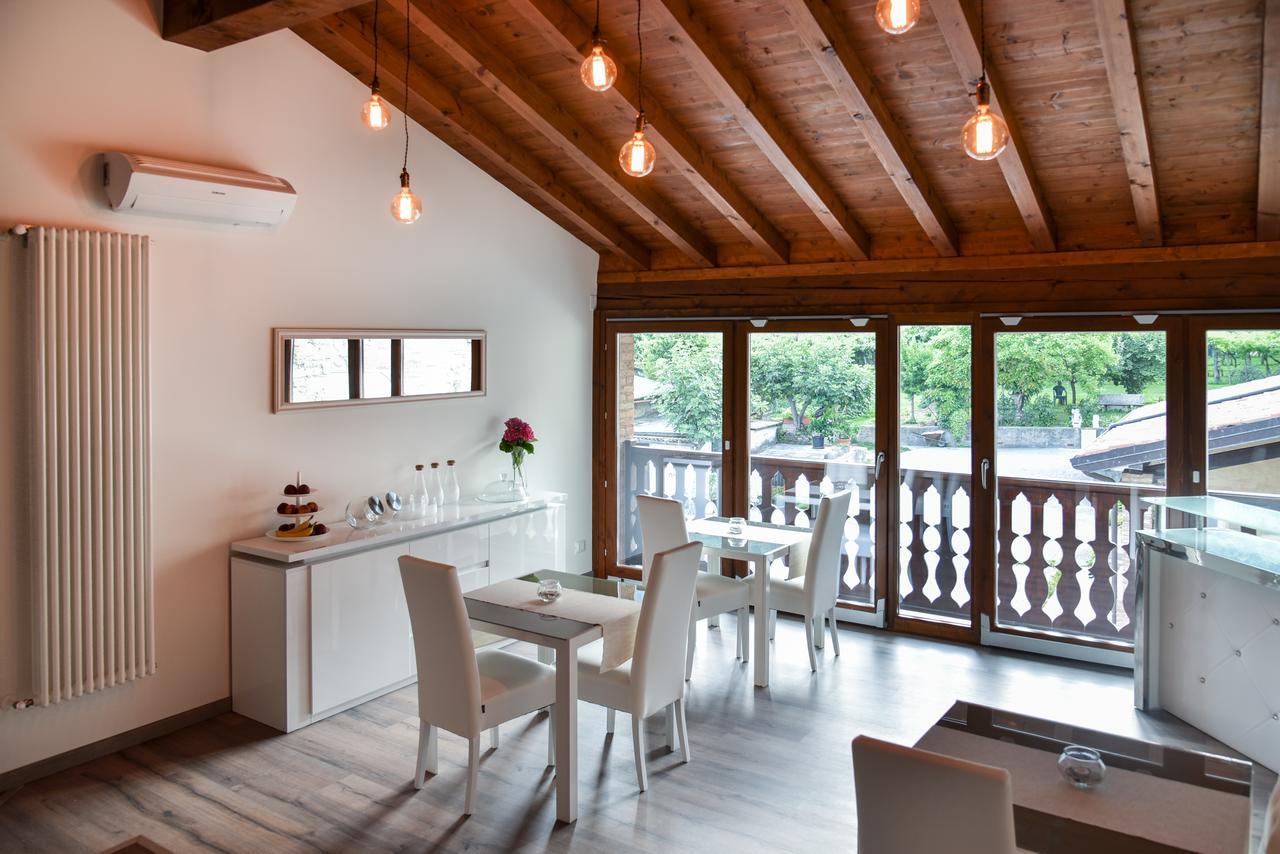 La Terrazza Sulle Vigne B&B Corte Franca Eksteriør bilde