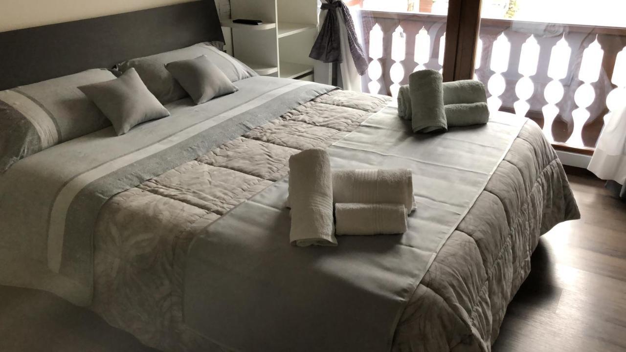La Terrazza Sulle Vigne B&B Corte Franca Eksteriør bilde